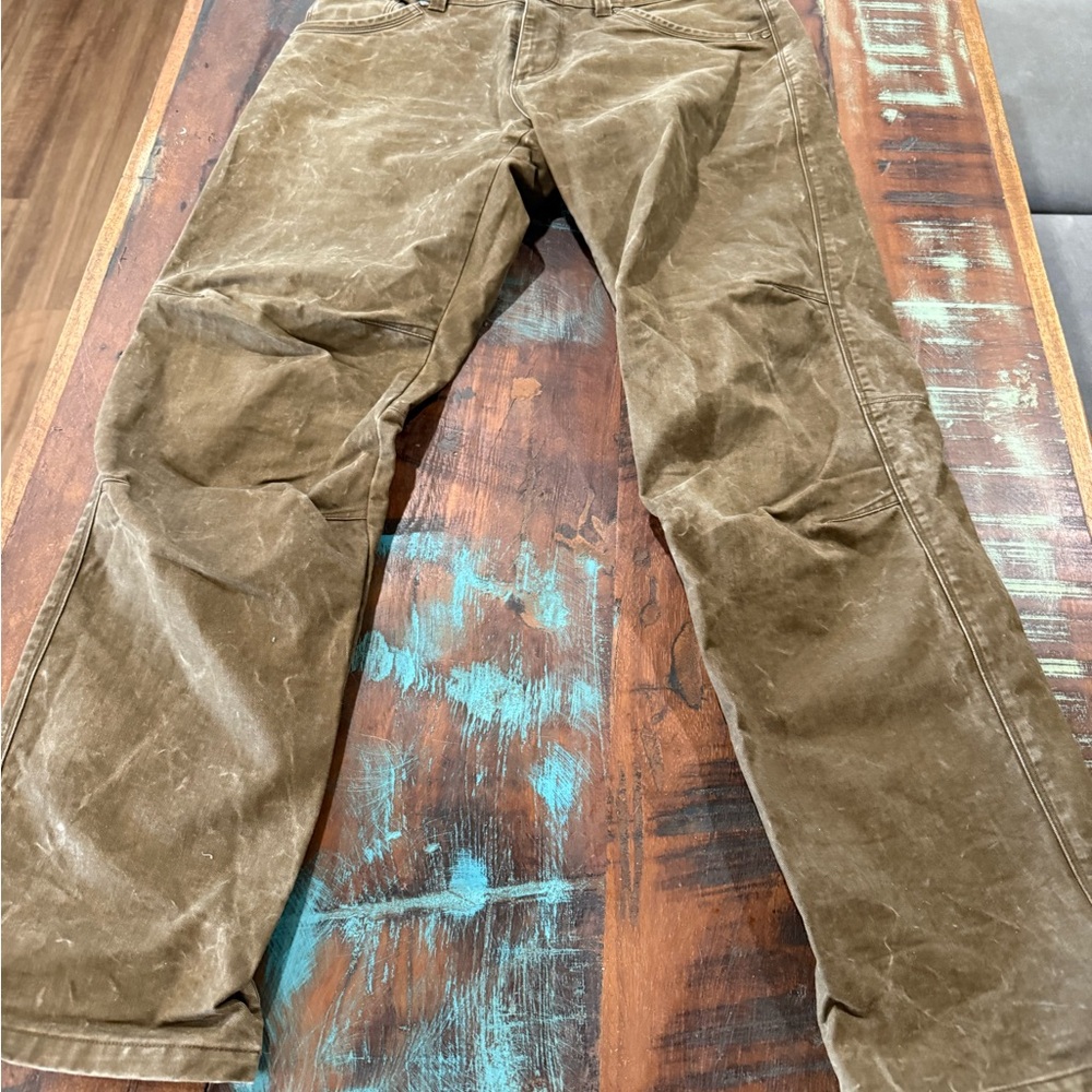 Kuhl Men's Tan Chinos